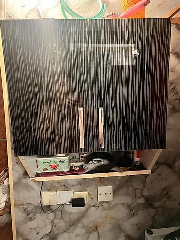 Divar asma şkaf. 40 manat at lalafo.az Divar asma şkaf. 40 manat