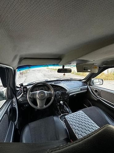 Chevrolet Niva – şəhər və off-road üçün praktik SUV Xüsusiyyətlər: - lalafo.az -da Chevrolet Niva – şəhər və off-road üçün praktik SUV Xüsusiyyətlər: -