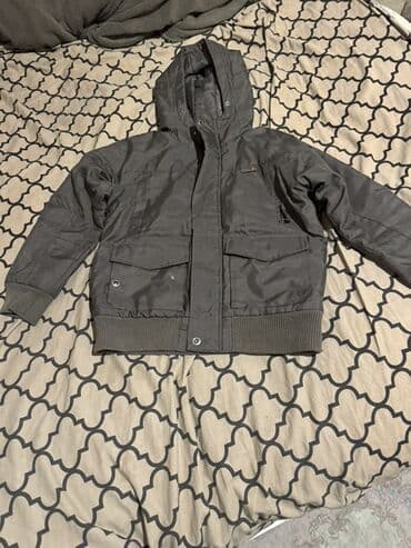 Kurtka, Oğlan üçün, 10 - 12 yaş lalafo.az -da Kurtka, Oğlan üçün, 10 - 12 yaş
