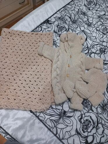 Uşaq üçün toxunma dəst - Rəng: açıq bej - Material: qalın, yumşaq lalafo.az -da Uşaq üçün toxunma dəst - Rəng: açıq bej - Material: qalın, yumşaq