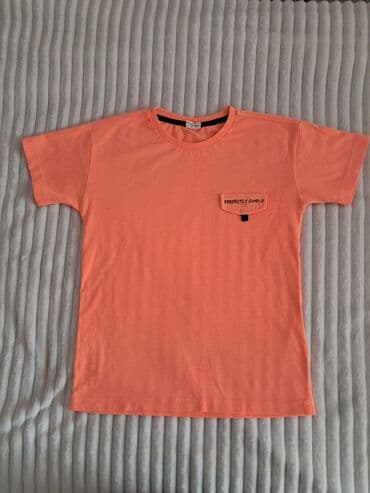 Futbolka, Oğlan üçün, 6 - 7 yaş lalafo.az -da Futbolka, Oğlan üçün, 6 - 7 yaş