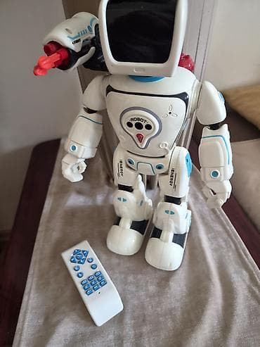 Uzaqdan idarə olunan interaktiv robot oyuncağı - Rəng: ağ/siyahı lalafo.az -da Uzaqdan idarə olunan interaktiv robot oyuncağı - Rəng: ağ/siyahı