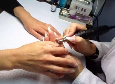 Manikür, Dırnaq qaynağı, Salonda lalafo.az -da Manikür, Dırnaq qaynağı, Salonda