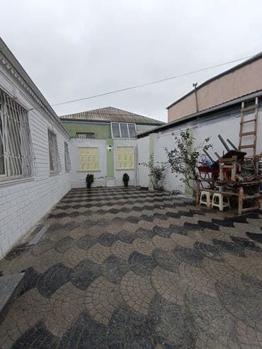 Bineqedi rayonu Bineqedi qesebesinde 182 N mektebin yaninda 4 otaqli lalafo.az -da Bineqedi rayonu Bineqedi qesebesinde 182 N mektebin yaninda 4 otaqli