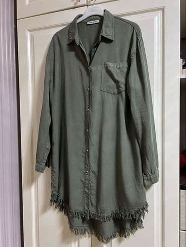 Cins tunika.40-46 aralıqda bədənə uyğundur.
Geyinilməyib lalafo.az -da Cins tunika.40-46 aralıqda bədənə uyğundur.
Geyinilməyib