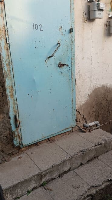 Otel və hostellər: Kohne Corat merkezden 100 addım aralıda 4 otaqlı ev satılır hec bir lalafo.az -da — 1 Otel və hostellər: Kohne Corat merkezden 100 addım aralıda 4 otaqlı ev satılır hec bir — 1