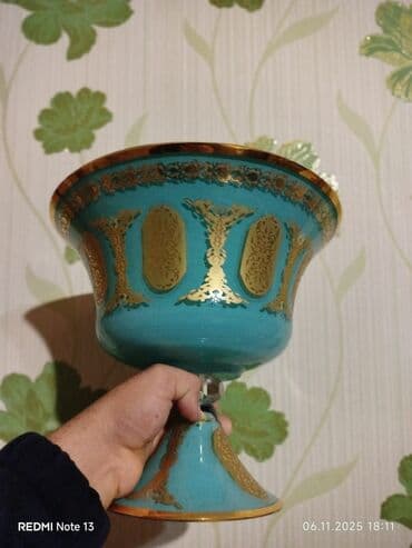 Məhsul: Dekorativ ayaqlı vaz/şirniyyat qabı - Material: keramika - lalafo.az -da Məhsul: Dekorativ ayaqlı vaz/şirniyyat qabı - Material: keramika -
