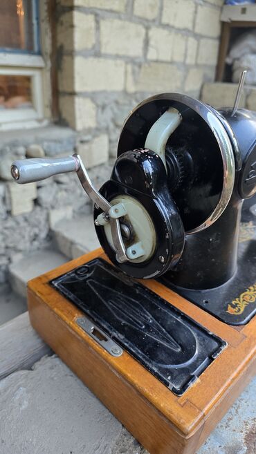 Işlək vəziyyətdədir. üst qapağı ilə birgə satılır lalafo.az -da Işlək vəziyyətdədir. üst qapağı ilə birgə satılır