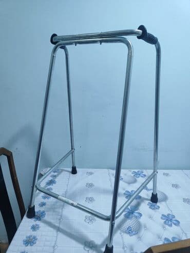 Gəzinti çərçivəsi (walker) - Material: möhkəm metal karkas - Dayaq lalafo.az -da Gəzinti çərçivəsi (walker) - Material: möhkəm metal karkas - Dayaq