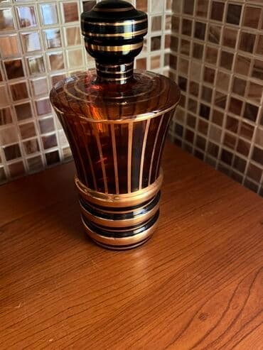 Bir vaza lalafo.az -da Bir vaza