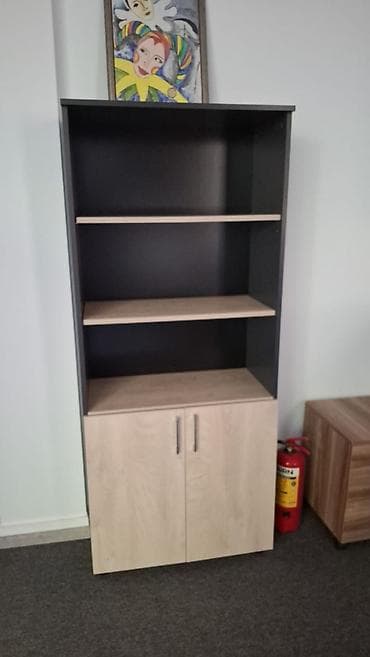 Ofis bağlandığı üçün bütün ofis mebelləri satılır. Mebellərin hamısı at lalafo.az Ofis bağlandığı üçün bütün ofis mebelləri satılır. Mebellərin hamısı