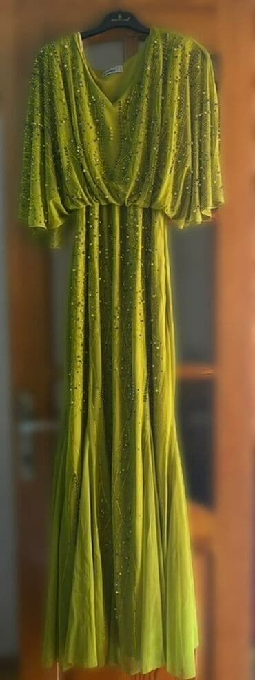 - Məhsul: Zərli, muncuqlu ziyafət geyimi - Rəng: Zeytun-yaşıl - Model lalafo.az -da - Məhsul: Zərli, muncuqlu ziyafət geyimi - Rəng: Zeytun-yaşıl - Model