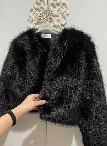 Qara kürk qısa pencək - Model: qısa, belə qədər uzunluq - Rəng: tam lalafo.az -da Qara kürk qısa pencək - Model: qısa, belə qədər uzunluq - Rəng: tam