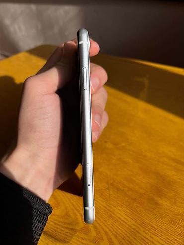 IPhone Xr, 64 GB, Gümüşü, Face ID lalafo.az -da — 2 IPhone Xr, 64 GB, Gümüşü, Face ID — 2