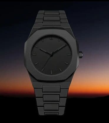 Minimalist dizayna malik qara rəngli kişi qol saatı Təptəzə saatdır lalafo.az -da Minimalist dizayna malik qara rəngli kişi qol saatı Təptəzə saatdır