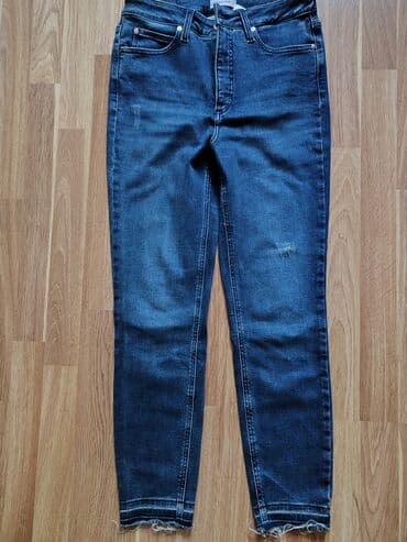 Tünd göy rəngli, hündürbel ayağı azca sacaqli qadın cins şalvari az lalafo.az -da Tünd göy rəngli, hündürbel ayağı azca sacaqli qadın cins şalvari az