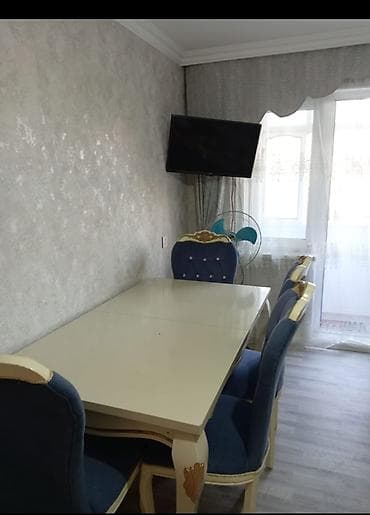 Qonaq otağı üçün, İşlənmiş, Açılan, Dördbucaq masa, 6 stul lalafo.az -da Qonaq otağı üçün, İşlənmiş, Açılan, Dördbucaq masa, 6 stul
