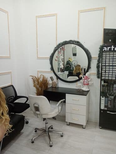 Salonda Yer arendaya verilir çox ucuz lalafo.az -da Salonda Yer arendaya verilir çox ucuz