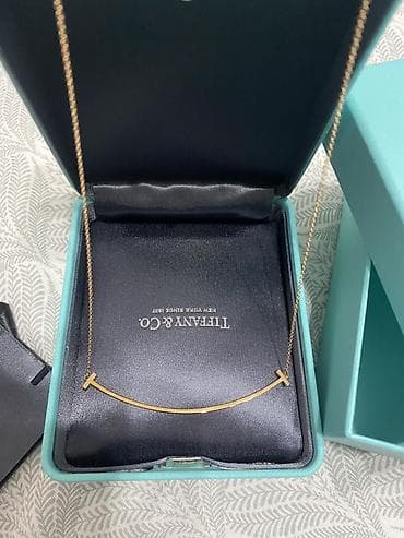Boyunbağı, Tiffany, Sarı qızıl, Ünvandan götürmə, Pulsuz çatdırılma lalafo.az -da Boyunbağı, Tiffany, Sarı qızıl, Ünvandan götürmə, Pulsuz çatdırılma