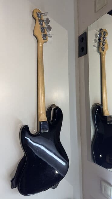 Бас-гитары: İnvasion brendi Jazz Bass (elektro bass) İki pikap sistemi: 1. Boyun at lalafo.az — 2 Бас-гитары: İnvasion brendi Jazz Bass (elektro bass) İki pikap sistemi: 1. Boyun — 2