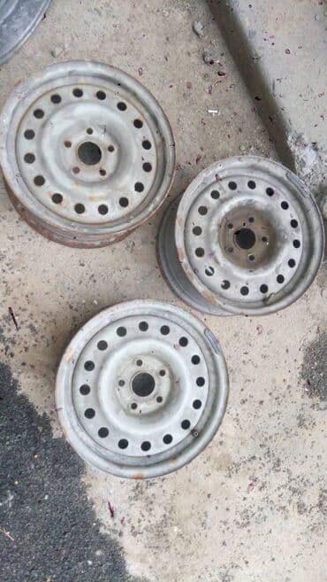 Volqa,Волга,QAZ-31 diskleri *3 ed=45 azn.+(3 ed. Kolpak ustunde pulsuz lalafo.az -da Volqa,Волга,QAZ-31 diskleri *3 ed=45 azn.+(3 ed. Kolpak ustunde pulsuz