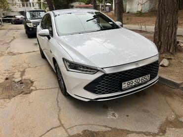 BYD Qin Plus – ağ rəngli sedan Taxsi fəaliyyəti ücün icarəyə lalafo.az -da BYD Qin Plus – ağ rəngli sedan Taxsi fəaliyyəti ücün icarəyə