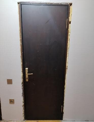 İşlənmiş Otaq qapısı Naliçnik ilə, Zəmanətsiz, Ünvandan götürmə lalafo.az -da İşlənmiş Otaq qapısı Naliçnik ilə, Zəmanətsiz, Ünvandan götürmə