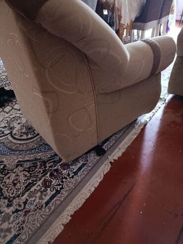 Divan, Divan, Açılmayan lalafo.az -da Divan, Divan, Açılmayan