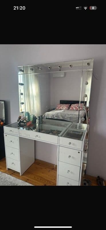 Güzgülü lalafo.az -da Güzgülü