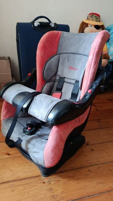 Uşaq avtomobil oturacagi Chieca yeni vəziyyətdədir. Yumşaq və lalafo.az -da Uşaq avtomobil oturacagi Chieca yeni vəziyyətdədir. Yumşaq və