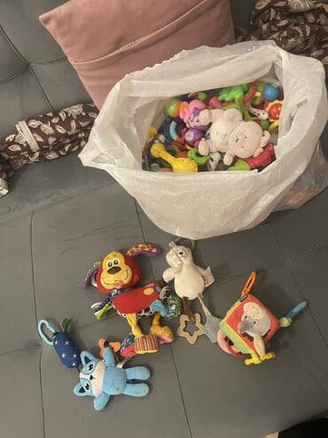 Hamisi bir yerde 15m her cure oyuncag var elesi varki 35m alinib lalafo.az -da Hamisi bir yerde 15m her cure oyuncag var elesi varki 35m alinib