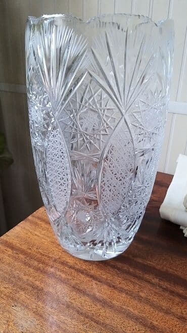 Флаги: Одна ваза, Хрусталь at lalafo.az — 4 Флаги: Одна ваза, Хрусталь — 4