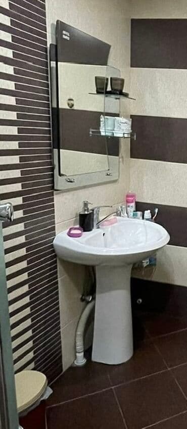 Cмесители для душа: Guzgu 1 ed,Tualet 1 edtulpan kranla 1 ed,ucu bir satilir,enderimli at lalafo.az — 1 Cмесители для душа: Guzgu 1 ed,Tualet 1 edtulpan kranla 1 ed,ucu bir satilir,enderimli — 1