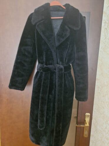 1 ay geyinilib, suni xezden, teze veziyyet, S-M razmera uygun lalafo.az -da 1 ay geyinilib, suni xezden, teze veziyyet, S-M razmera uygun