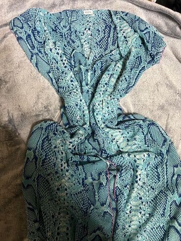 Pareo. çimərlik geymin üstündən geynilən paltar lalafo.az -da Pareo. çimərlik geymin üstündən geynilən paltar