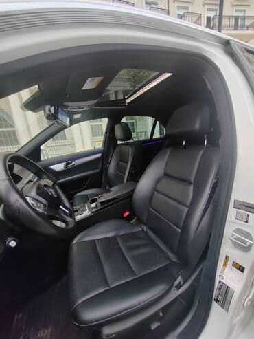 Mercedes‑Benz C‑Class sedan - Kuzov: ağ rəng, 4 qapı, kompakt premium lalafo.az -da Mercedes‑Benz C‑Class sedan - Kuzov: ağ rəng, 4 qapı, kompakt premium