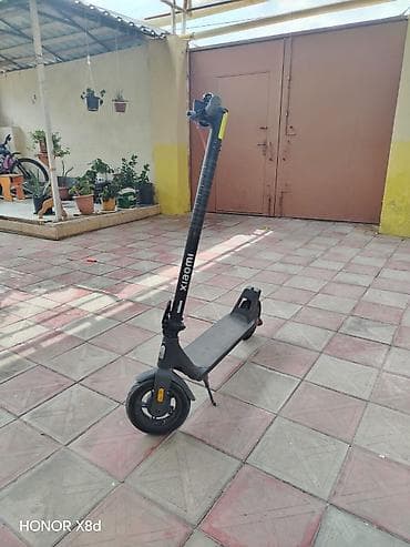 İşlənmiş Elektrik samokat 10", ≤ 250 Vt, 16 - 25 km/s, Ünvandan götürmə lalafo.az -da İşlənmiş Elektrik samokat 10", ≤ 250 Vt, 16 - 25 km/s, Ünvandan götürmə