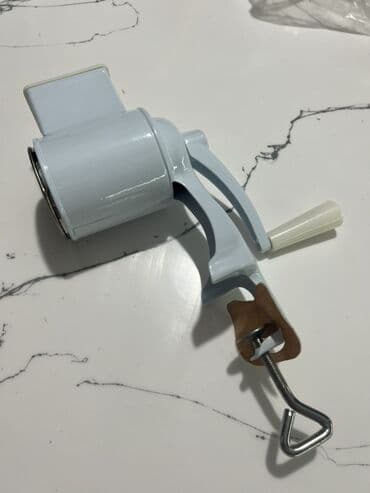 Çömçələr: Berner BG-5 əl ilə işləyən qoz-fındıq üyüdən Korpusu dəmir yenidir lalafo.az -da — 3 Çömçələr: Berner BG-5 əl ilə işləyən qoz-fındıq üyüdən Korpusu dəmir yenidir — 3