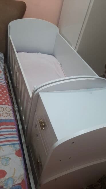 Oğlan və qız üçün, Dördbucaq, Beşik, Dəst ilə, Matras ilə, Yellənmə mexanizmsiz lalafo.az -da Oğlan və qız üçün, Dördbucaq, Beşik, Dəst ilə, Matras ilə, Yellənmə mexanizmsiz