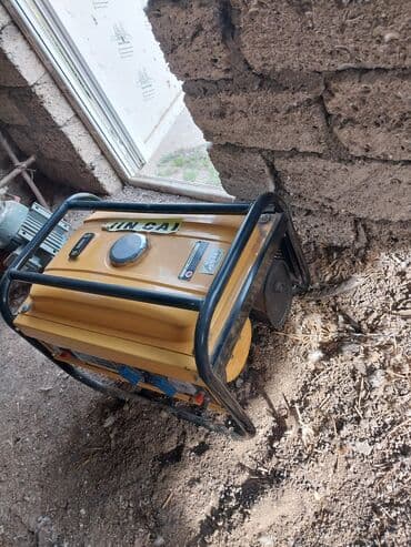 Salam, yoxlamaq üçün işlədilmiş 3 kvt-lıq generator satıram. tel lalafo.az -da Salam, yoxlamaq üçün işlədilmiş 3 kvt-lıq generator satıram. tel