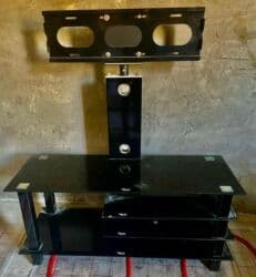 İşlənmiş, Düz TV altlığı, Polkalı, Şüşəli lalafo.az -da İşlənmiş, Düz TV altlığı, Polkalı, Şüşəli