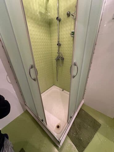 Üstü açıq kabina, Künc üçün lalafo.az -da Üstü açıq kabina, Künc üçün