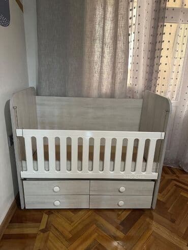 Baha alinib,usaq icinde yatmayib. yalniz asagidaki skaflari istifade lalafo.az -da Baha alinib,usaq icinde yatmayib. yalniz asagidaki skaflari istifade