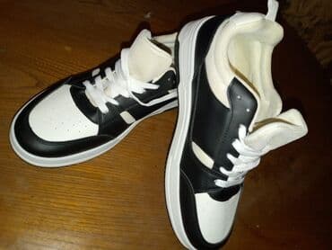 Rusiya istehsalı,"Твоё" бренди.43 razmer lalafo.az -da Rusiya istehsalı,"Твоё" бренди.43 razmer