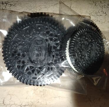 Oreo suqishy(suquşi,yumşaq oyuncaq). İkisi birlikdə sadəcə 8 lalafo.az -da Oreo suqishy(suquşi,yumşaq oyuncaq). İkisi birlikdə sadəcə 8