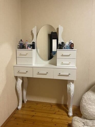 Güzgülü lalafo.az -da Güzgülü