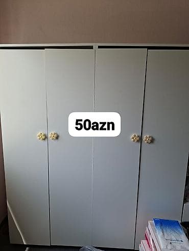 Ağ rəngli dörd qapılı şkaf - Minimalist dizayn, düz hamar səthlər - at lalafo.az Ağ rəngli dörd qapılı şkaf - Minimalist dizayn, düz hamar səthlər -