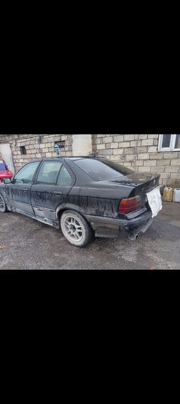 Bmw e36 kuza masin sokulur ehtiyyat hiseleri satilir lalafo.az -da Bmw e36 kuza masin sokulur ehtiyyat hiseleri satilir