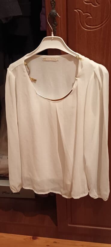 IKI UZUN QOLU KOFTA razmerləri -40 birinin etiketi üstündədir lalafo.az -da IKI UZUN QOLU KOFTA razmerləri -40 birinin etiketi üstündədir