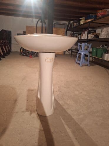 Pilləli ayaqlı keramika əl-üz yuma lavabosu,Uvalnik,увалник тюльпан lalafo.az -da Pilləli ayaqlı keramika əl-üz yuma lavabosu,Uvalnik,увалник тюльпан